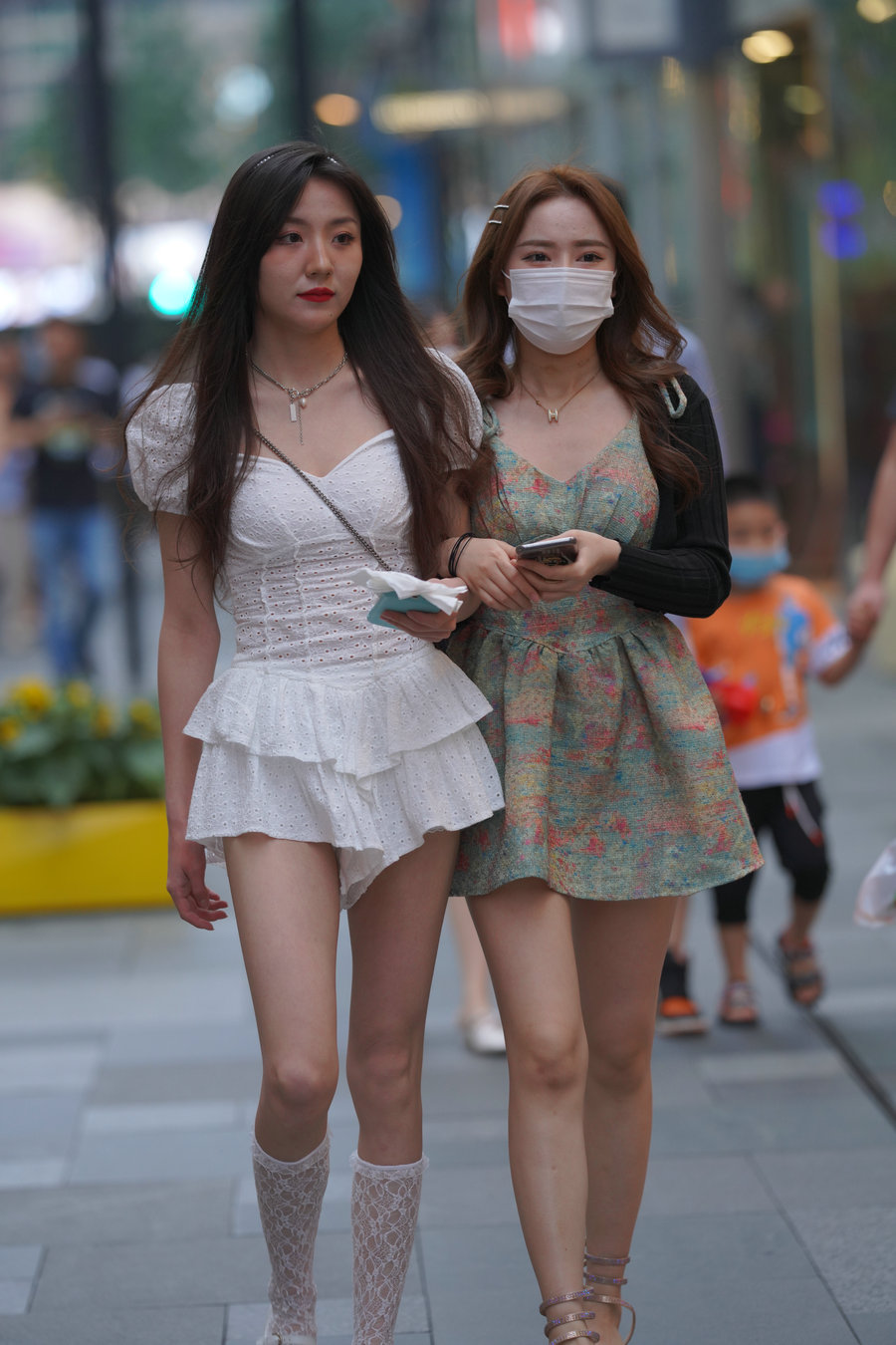 J3987 184P-2.28GB.jpg