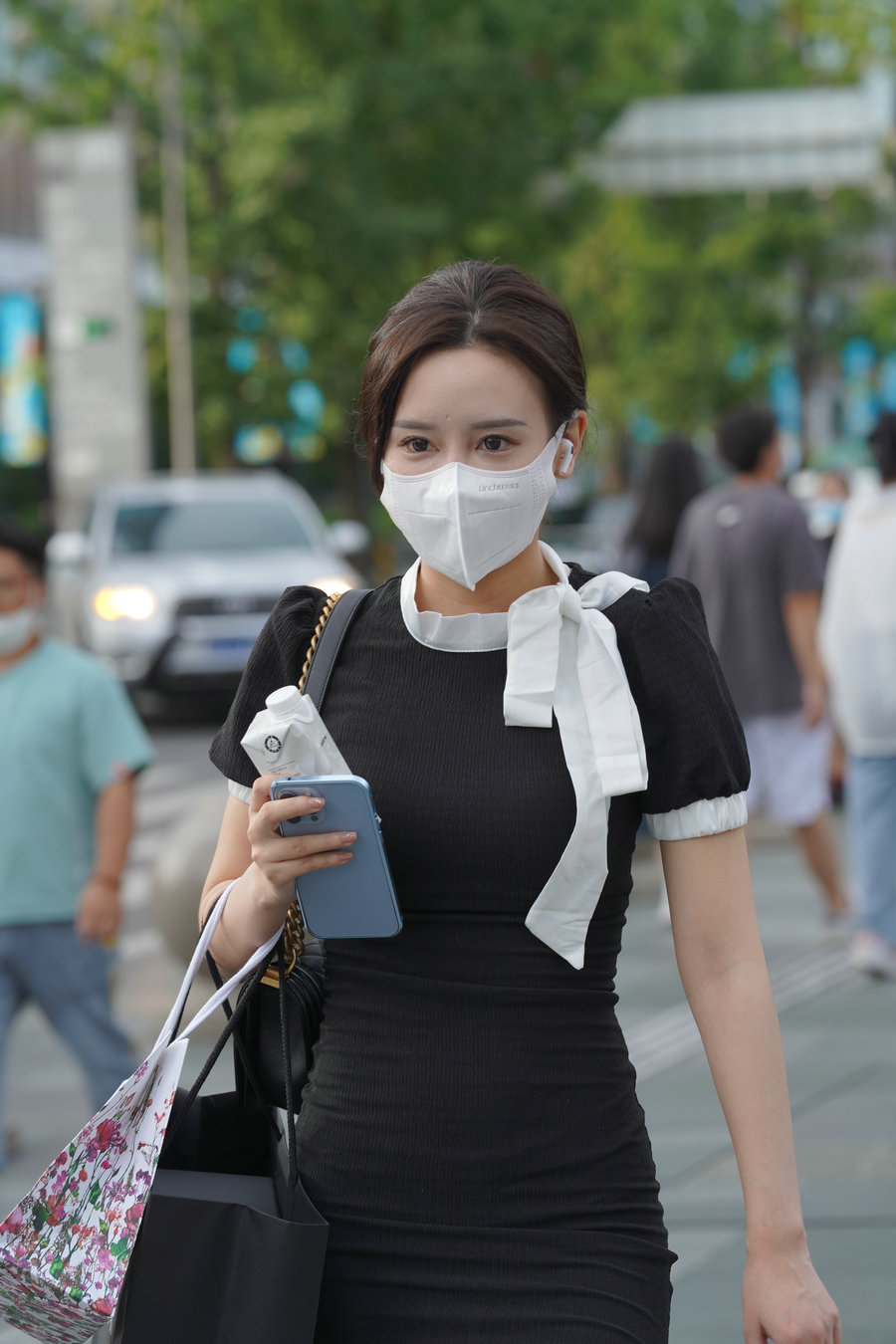 J4891 175P-2.10GB.jpg