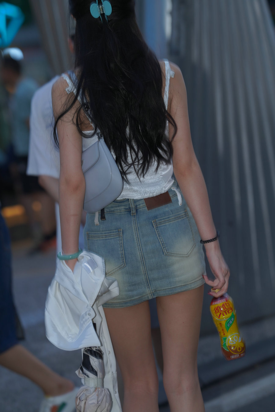 J4967 101P-1.27GB.jpg